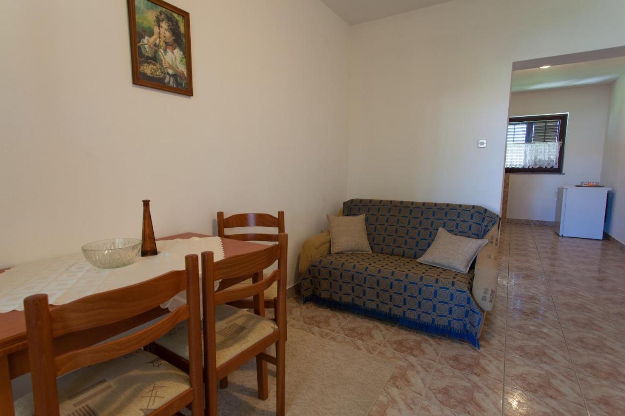 Apartments Draga Vantacici Exterior photo